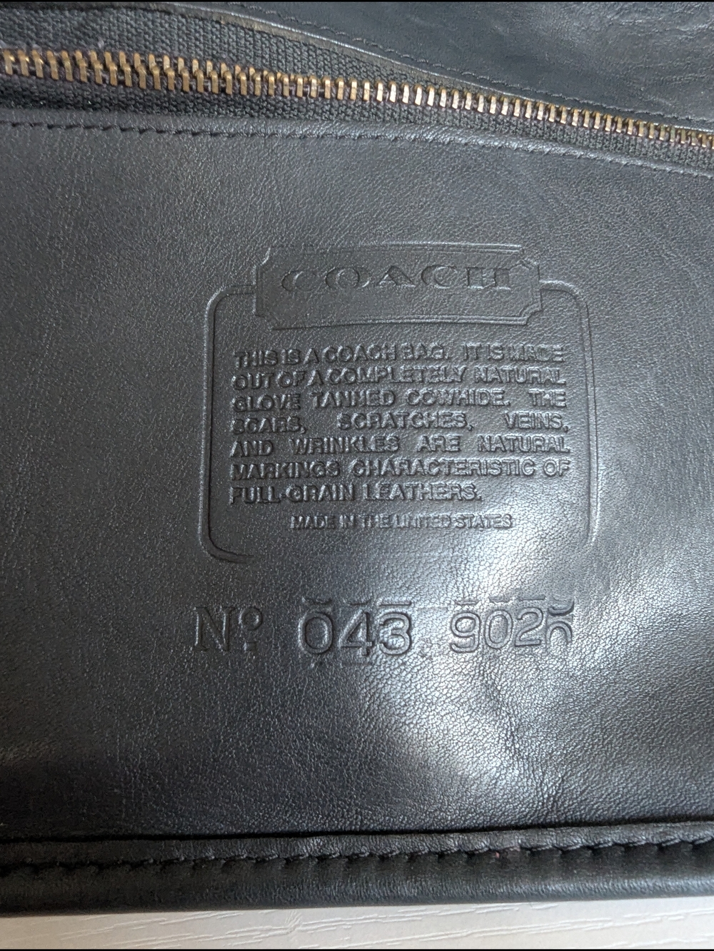 vintage Coach Devon Bag (Style #9908) from the 1990s, made of black glovetanned - Picture 12 of 14